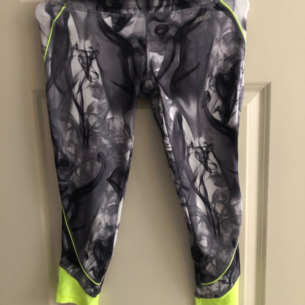 🌟3/$25🌟 smoky & highlighter yellow leggings